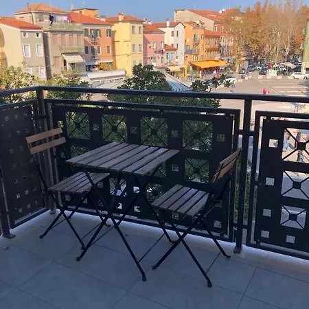 In Centro La Piazza *